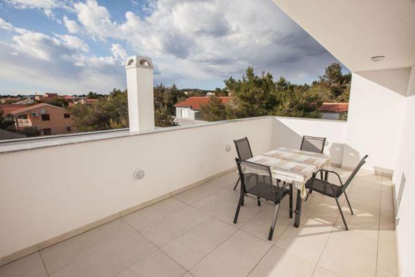 ויר Apartman Franc S מראה חיצוני תמונה
