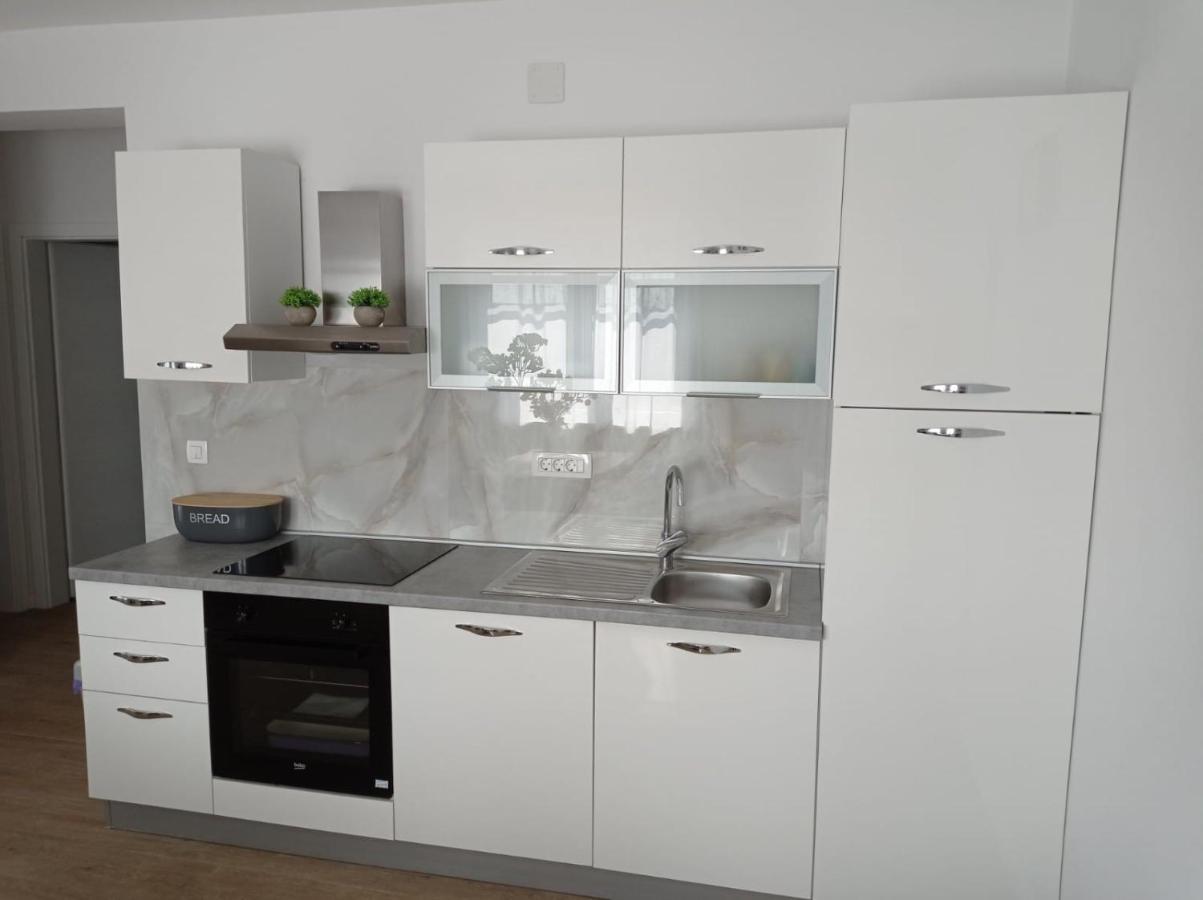 ויר Apartman Franc S מראה חיצוני תמונה